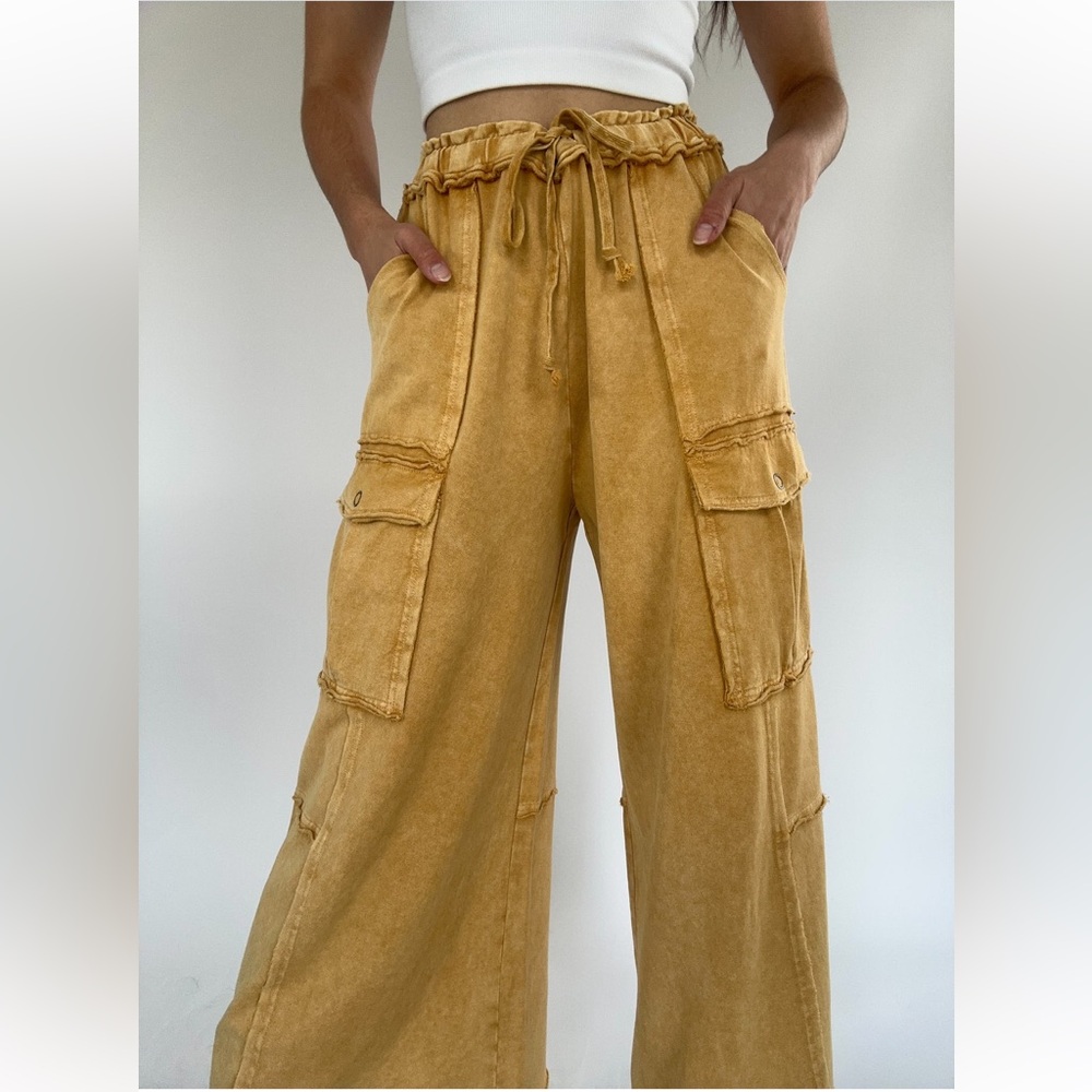 111. NWT easel Mustard Yellow Wide-Leg Cargo Pants - Picture 5 of 5